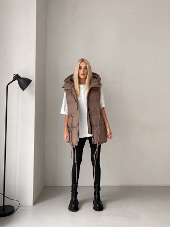 Жилет с капюшоном - Основные контакты 