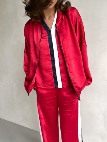 Топ Silk Satin - Основні контакти 