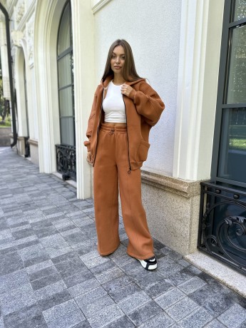 Костюм Zip-up на флисе ирис - Основные контакты 