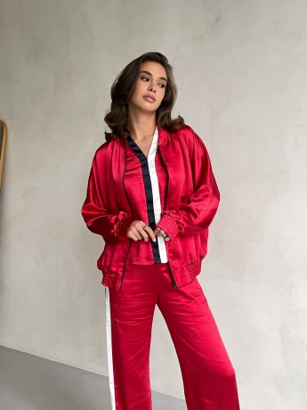 Топ Silk Satin - Основні контакти 